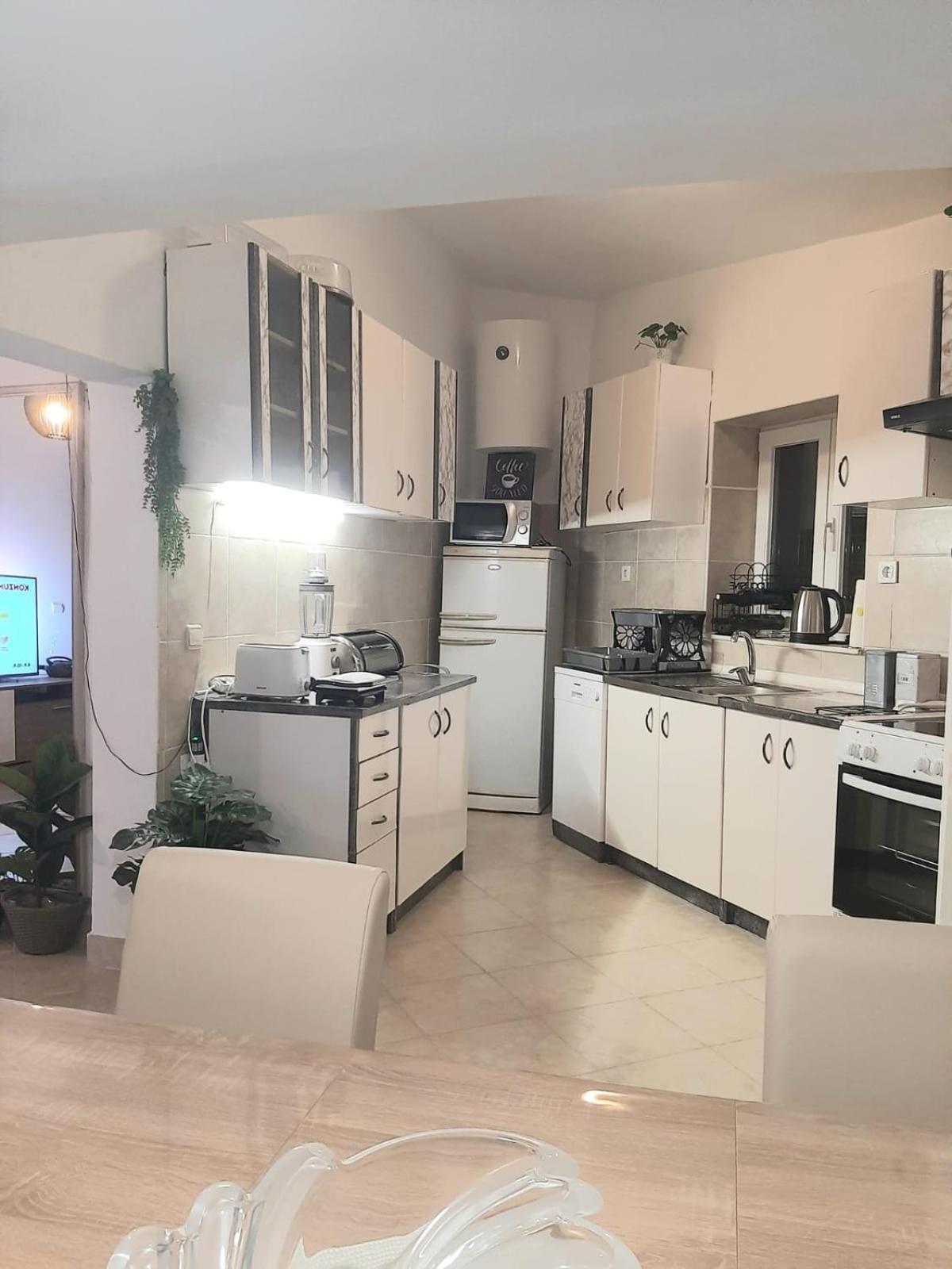 Apartment Natali Kastel Stari Ngoại thất bức ảnh