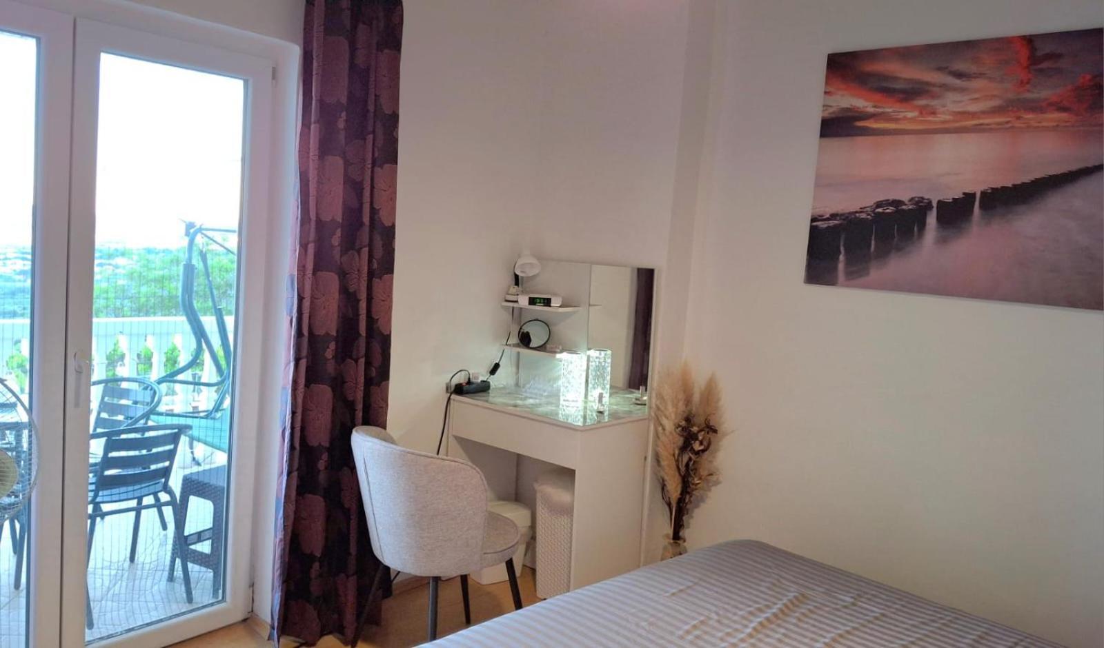 Apartment Natali Kastel Stari Ngoại thất bức ảnh