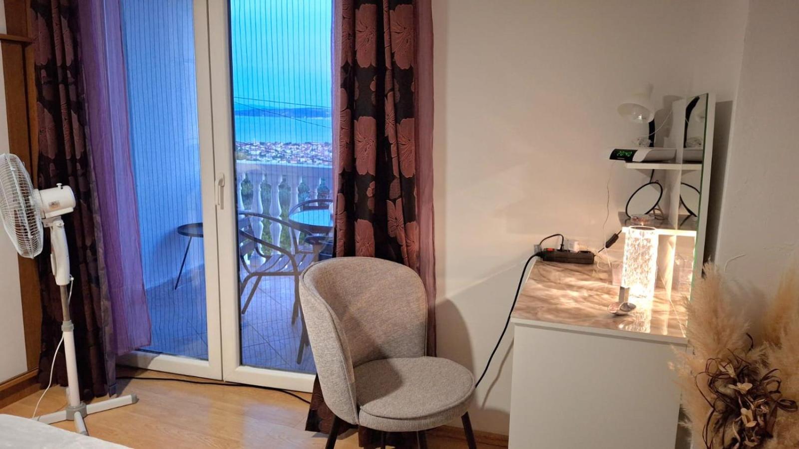 Apartment Natali Kastel Stari Ngoại thất bức ảnh